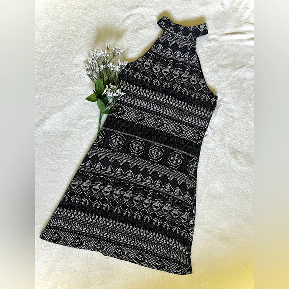 Bebop NWT Metallic Rhinestone Aztech Print Halter Dress - Small - Picture 1 of 6
